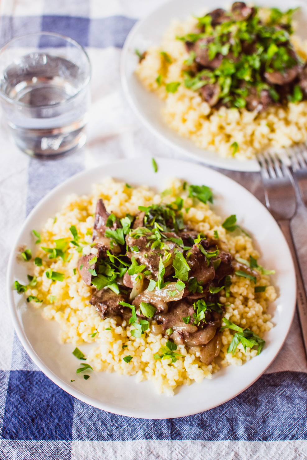 Запеченая говядина и кус кус